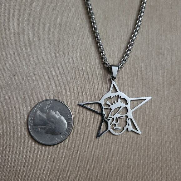 David Bowie Ziggy Stardust necklace, stainless steel - Picture 2 of 2